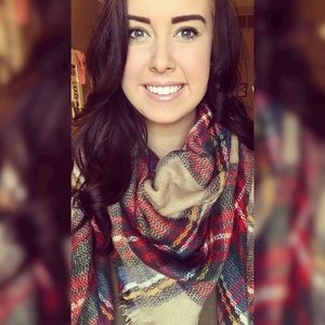 Meet your Posher, Emma